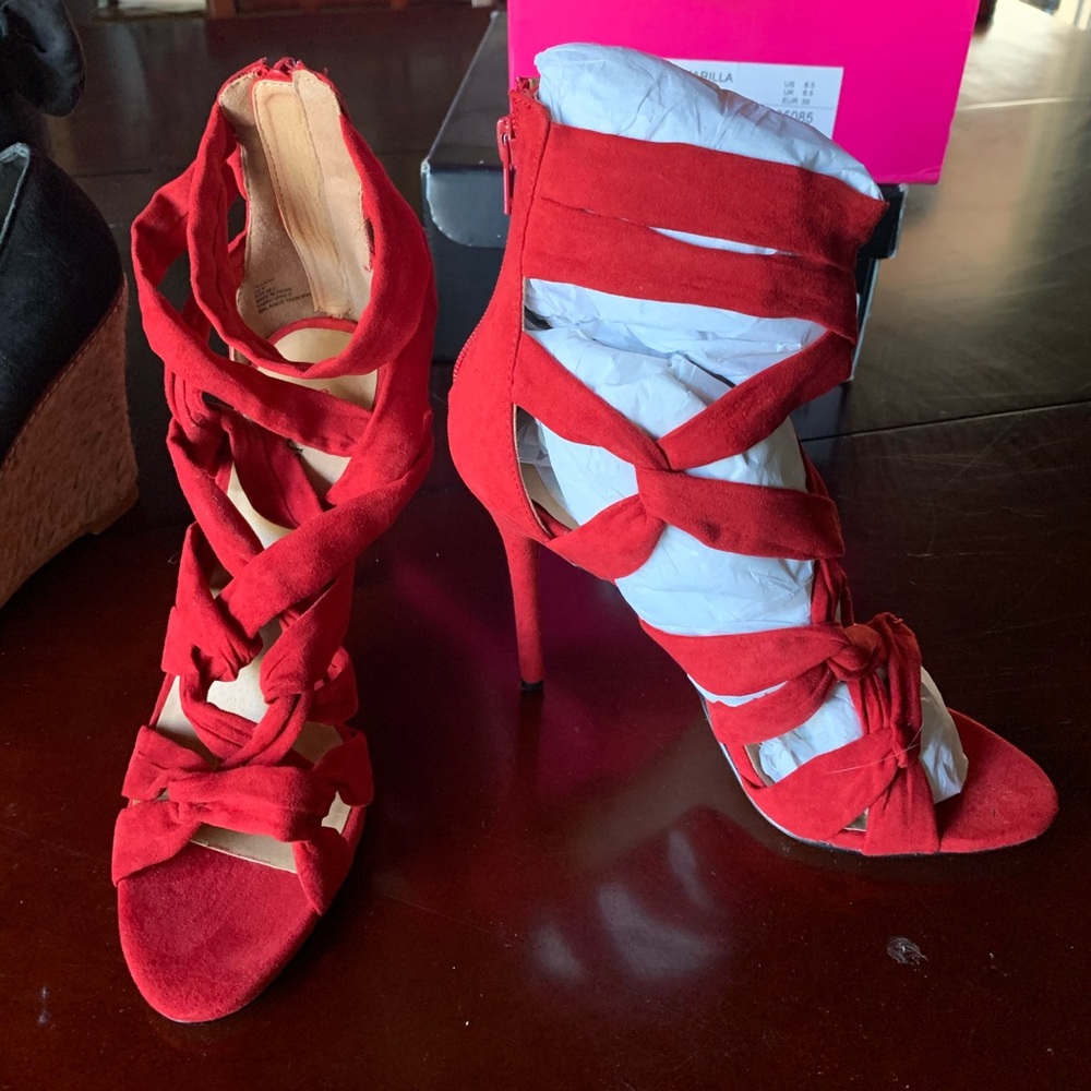 JUSTFAB ‘Perrina’ High Heels